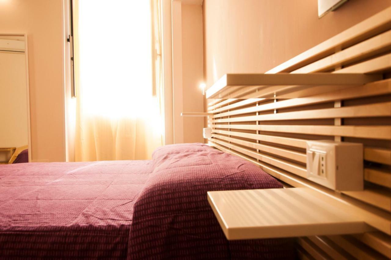 לצ'ה Rooms Palazzo Paladini מראה חיצוני תמונה